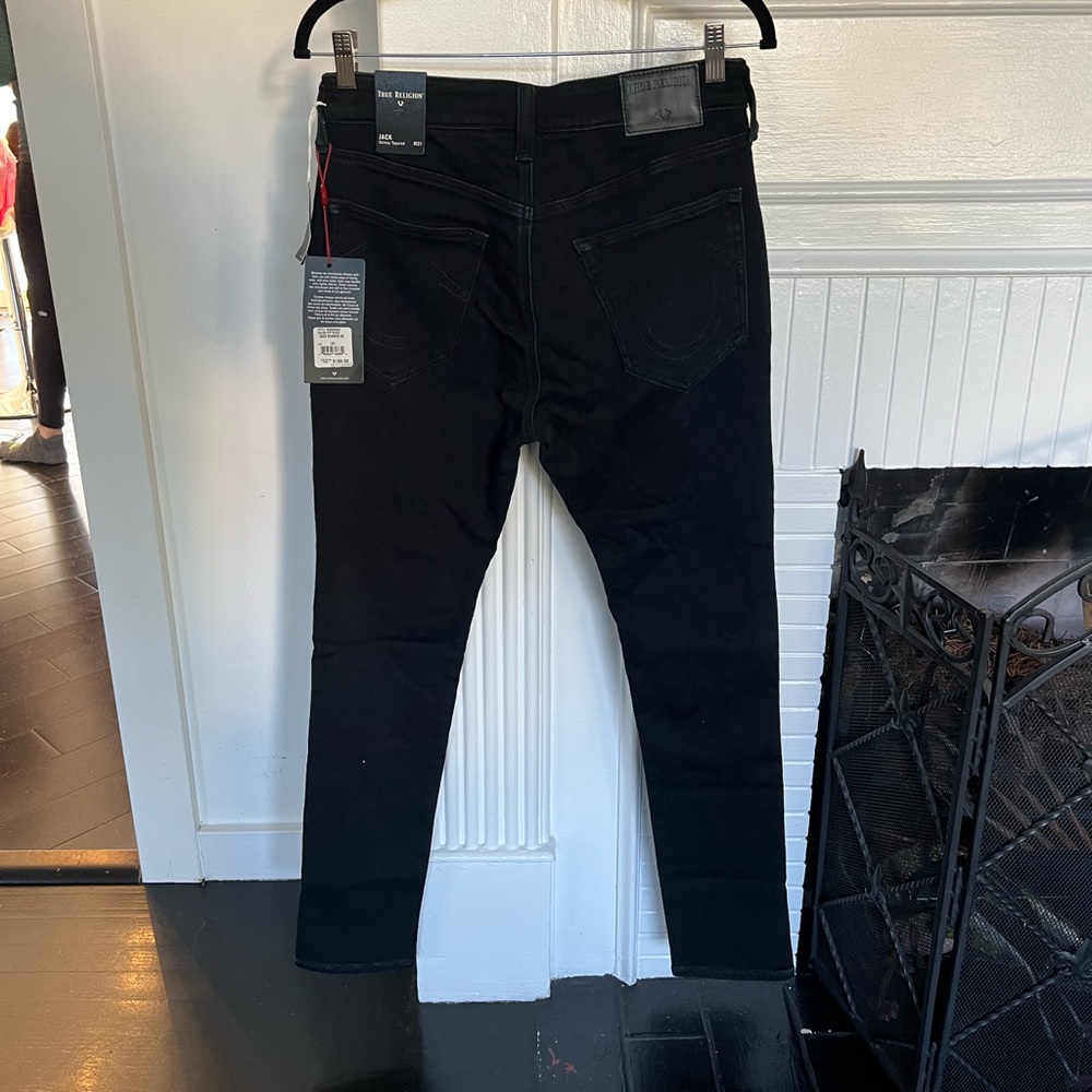 Men's True Religion Black Jeans new with tags. Size 31. Skinny Tapered (Jack)